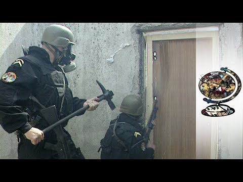 Montenegro's Tense Time on the Precipice of War (2000)