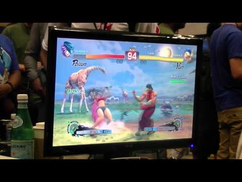 USF4 @ Evo 2014 - Santosu (Poison) vs Kazunoko (Yun)