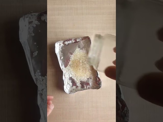 Vídeo relacionado con 100 Silica gel bolsitas 1g, Gel de Sílice Deshumidificador Desecante, Bolsas de Silice Antihumedad, Bolsas De Gel De SíLice Sachets Desecante para Deshumidificar Ropa, Comida