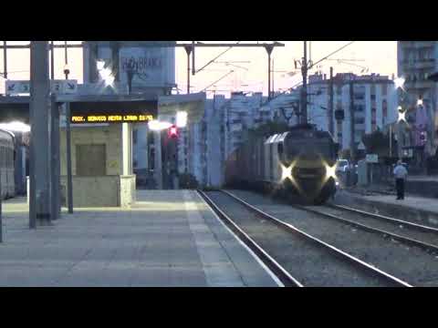 Medway 4700x2  com comboio Nº 95207