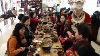 preview picture of video 'Xijiang Miao Village 西江千戶苗寨 - 黔森餐飲 day 7 - 32 ( China )'