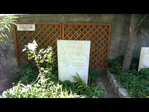 TOMBE DE GERARD PHILIPE A RAMATUELLE (ST TROPEZ)