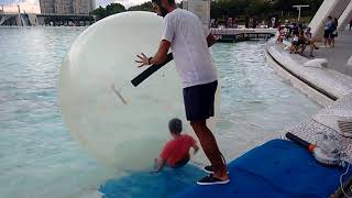 Metiéndonos en la Water Ball