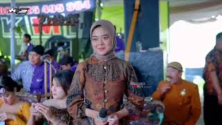 Download lagu KERAMAT || TAMU UNDANGAN RHIYA VIOLINA || KMB GEDRUK SRAGEN || BSA PRO AUDIO || HVS SRAGEN mp3