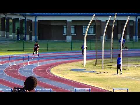 BOYS 300M HURDLES 27 MAR 19