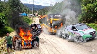 Download lagu EXTREME ROUTE!! Trucks and Buses Overwhelmed on This Route!! mp3