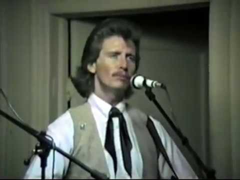 Raymond Fairchild & The Crowe Brothers at Everett Brothers Music Barn 05 30 87