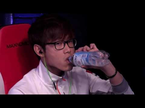 SC2 Homestory Cup XIV Ro8 aLive vs Zest  Highlights