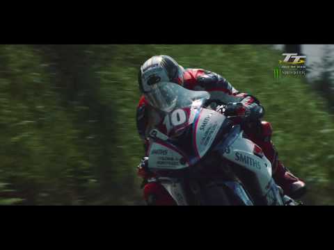 Isle of Man TT 2018 - RL360 Superstock Highlights | TT Races Official