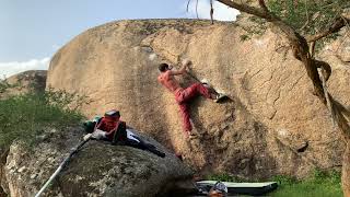 Video thumbnail of Los mandamientos, 7b+. Los Barruecos