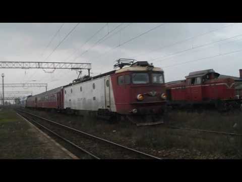 R 5602 Suceava-Iasi tras de EA1 755 intrand in Pascani ...