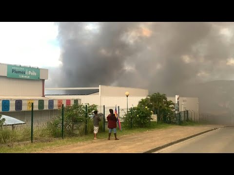 Clashes in New Caledonia ahead of constitutional vote | AFP
