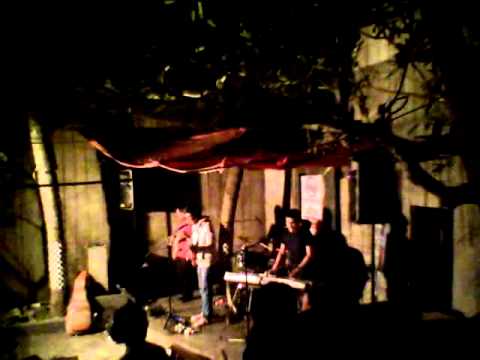 Picoforte - Rum & Raisa (Live at Backyard Cafe, Kemang, Indonesia)