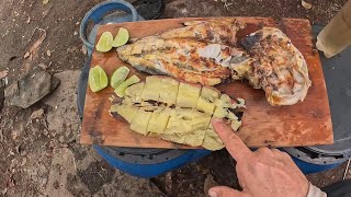 PEIXE ASSADO NO ESTILO DA FLORESTA.