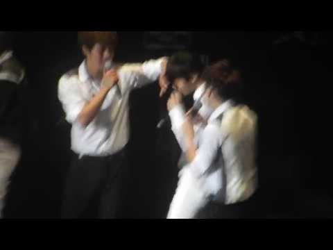 130818 INFINITE One Great Step in Hong Kong - INFINITE TAIKING 애교 - L focus fancam