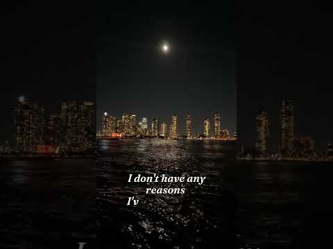 Enjoy “New State of Mind” accompanied by a great pianist Mr. Allen Farnham! #newyorkstateofmind