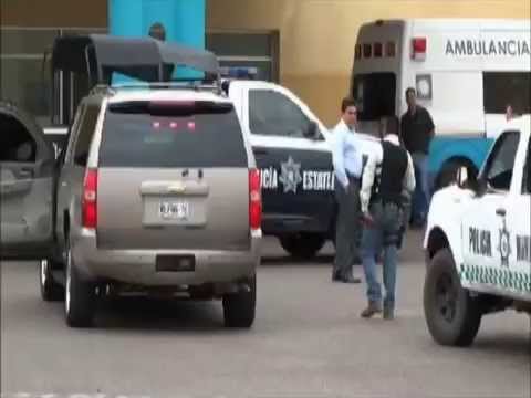 Larry Hernandez llora tras la muerte de Tito Torbellino