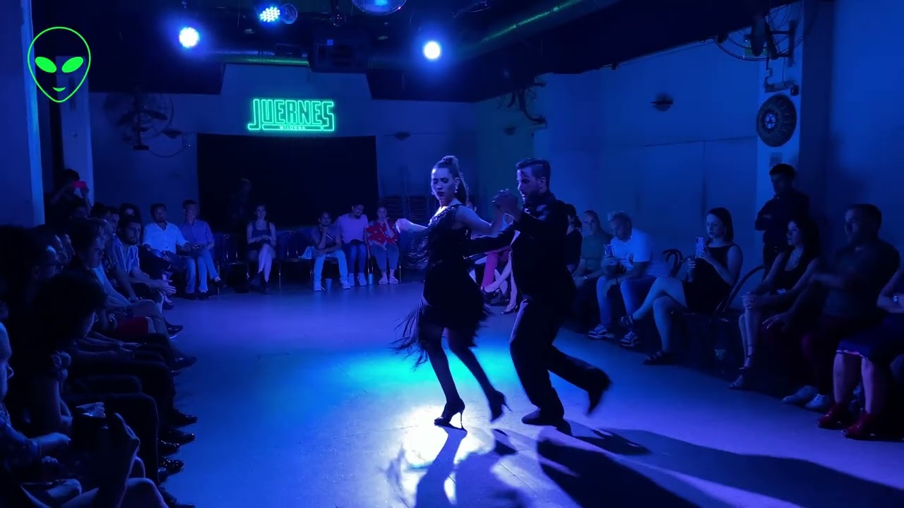 Video thumbnail for Ezequiel Lopez y Camila Alegre - En Juernes Milonga - (3/3)