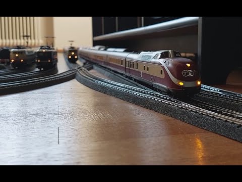 Trainspotting im Wohnzimmer: Märklin VT 11.5 Trans Europ Express 37605 + 43115.