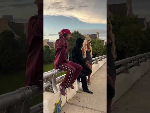 👀 @21savage  @summerwalker