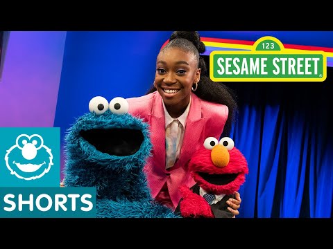 シャハディ・ライト・ジョセフが絵を描く｜エルモといっしょにノット・トゥー・レイト・ショー (Shahadi Wright Joseph Paints a Picture | The Not-Too-Late Show with Elmo)