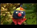 Abby In Wonderland Hat Song