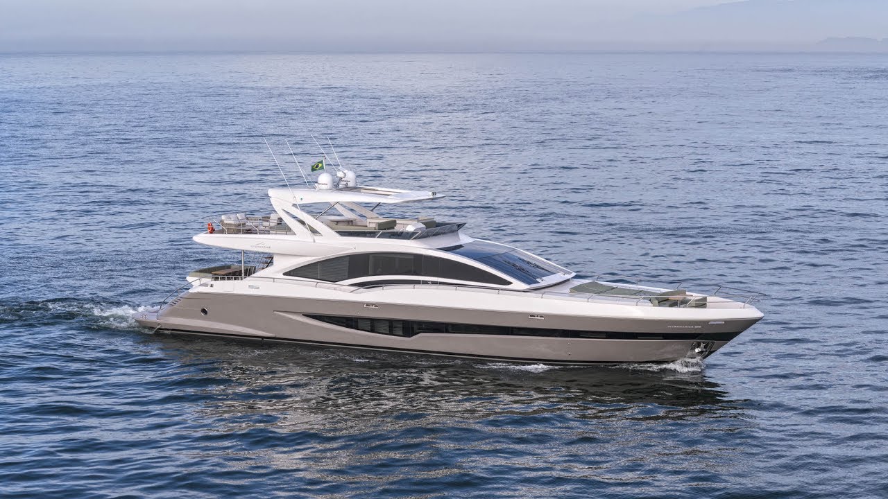 Intermarine 95 - Boat Review
