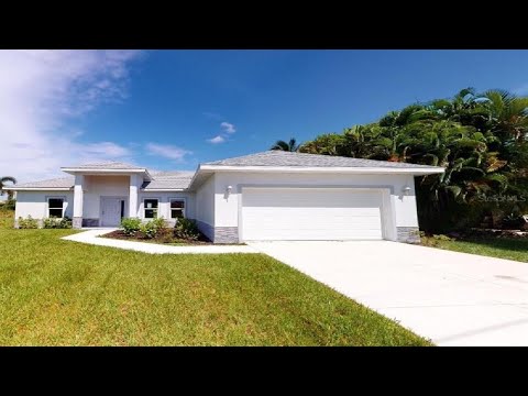 5 Moss Way, Placida, FL Presented by Cindy Lambert.