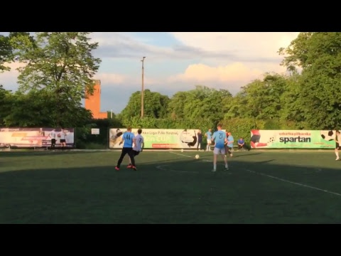 15.05 Olimpia Sępolno (białe) - Gumzamet Fidasz (błękitne)