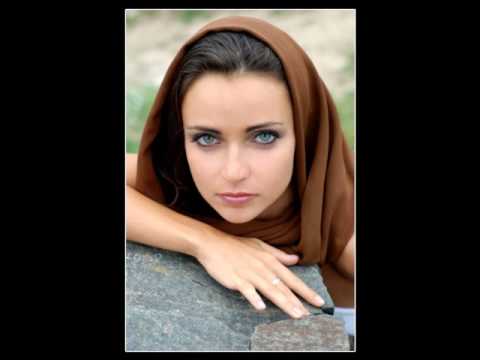 Michael Badal ft. Catherine - Frequencies