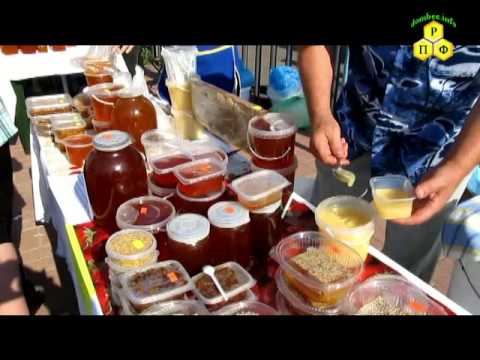 Ярмарка мёда  "Медовый спас - 2011"