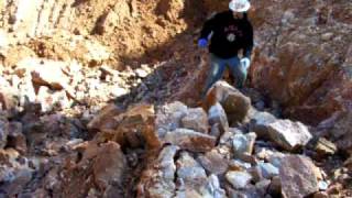 preview picture of video 'Arkansas Quartz Crystal Mining Part 2 / Arrowhead Crystal Mine'
