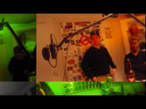 Retrogott | FleurEarth | Akanni -- Freestyle @ KölnCampus 301209