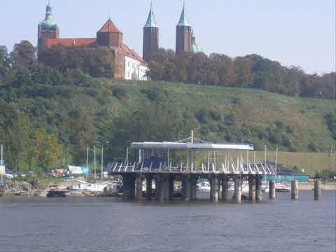 LOOPer & SoundExtra X Bombs Away  Dodgy Moves KriZ Van