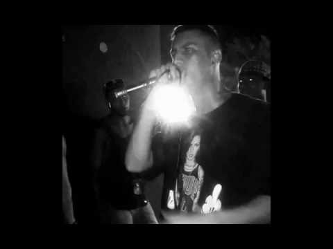 Mc Taranto-Minha Rainha (Prod. Psycho)