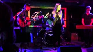 Karin Ström: New York live at Fontana&#39;s (clip)