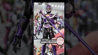 【1分ポージング】真骨彫SHフィギュアーツ仮面ライダー王蛇 #ポージングレビュー #kamenrider #shfiguarts #仮面ライダー #真骨彫製法 #shorts