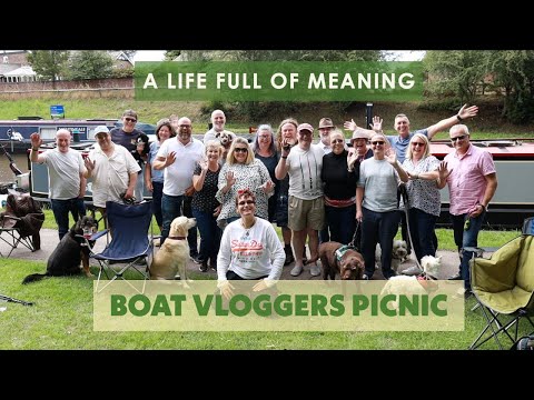 Ep 247 NarrowBoat Vloggers Picnic and a Week in Brixham | Weekly Vlog | 6 Aug (2022)