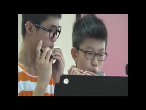 口口聲聲  讚不絕口