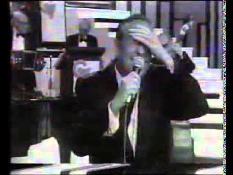 Roberto Goyeneche - Volvió una noche - en vivo en Grandes Valores