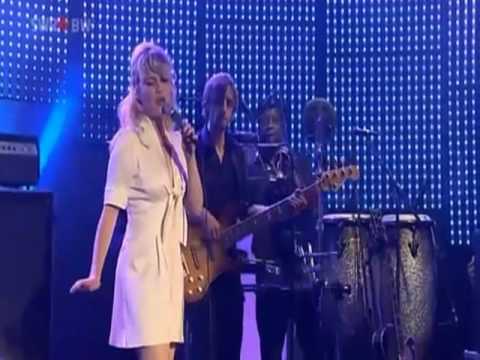 Duffy - Hanging On Too Long [Live at SWR3] [Show: New Pop Festival] [Alemania]