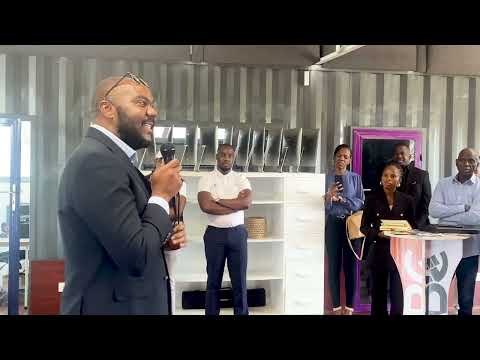 DR LANCE Mambondiani