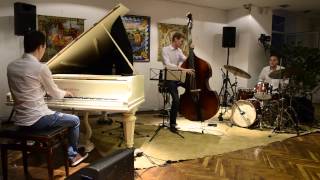 Summer Jazz Trio - Nardis (Miles Davis) / Flintstone's Theme