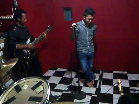 Salam band-tak laku laku