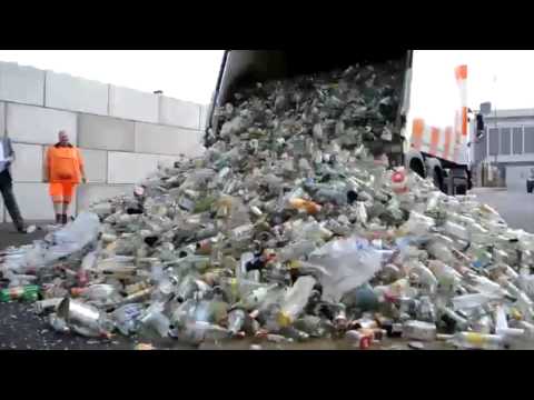 Neuer BSR-Umschlagplatz: Altglas-Flaschen-Flut