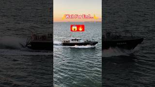 🤯PILOT BOAT SPEEDLY GUIDING CRUISE SHIP #viewersloverviews #cruise #cruiseship #shorts #travel