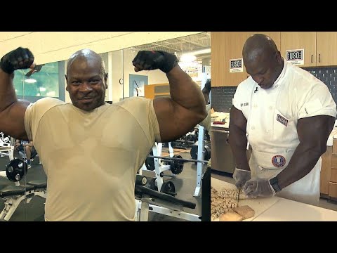 Meet the Musclebound Army Veteran Who’s Now a Chef at the White House
