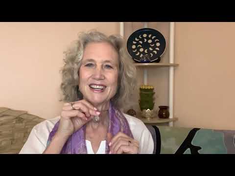 Greek moon goddess Selene – Embody your Divine Feminine Wisdom with Deborah Roth
