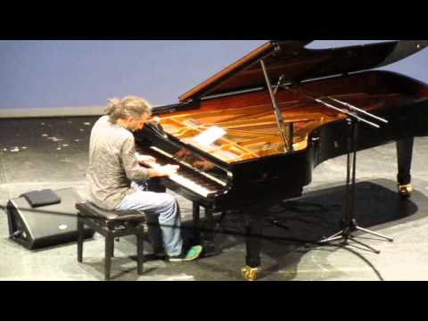 Stefano Bollani @ International Jazz Day, Teatro Vittorio Emanuele- Messina, 30.04.2014. Video 2