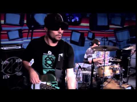 Expressão Regueira em "Lembranças de um luau" no Estúdio Showlivre 2011